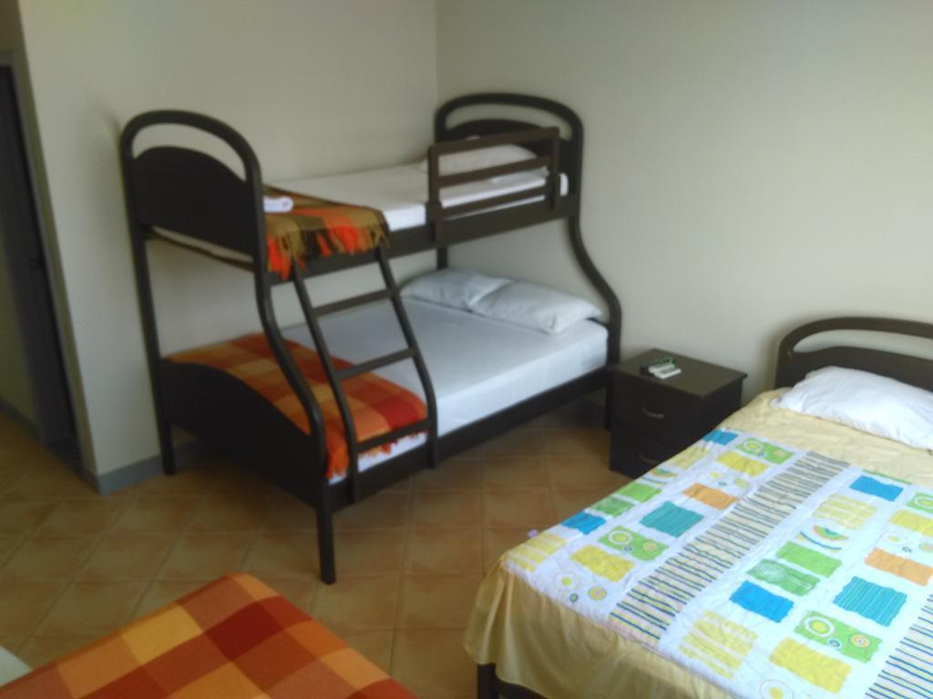 Hotel Caridi Salinas  Zimmer foto